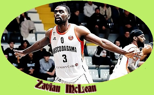 Zavian McLean, on defense, arms extended, for the Vasco da Gama Porto basketball player in the Portuguese Liga Betclic in 2026.
