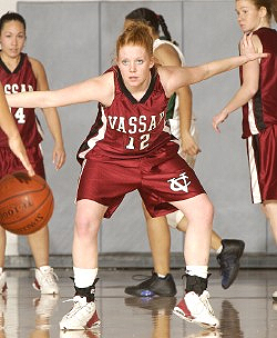Vassar woman basketball player 2006-07.